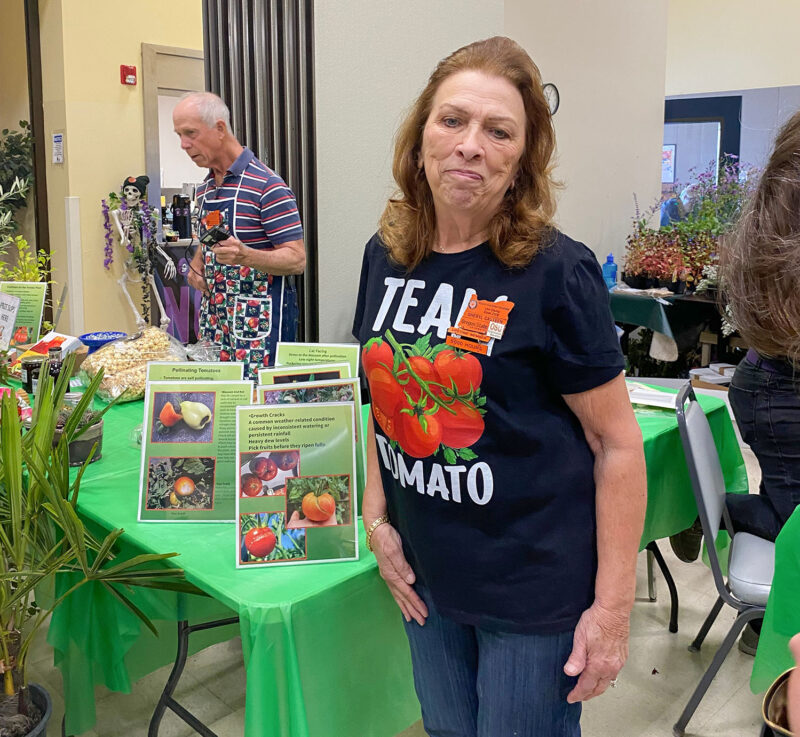 【tomato様へ　発送方法をたのメル便に変更しました】　山善　衣類乾燥機 Master Gardeners celebrate tomatoes at annual event - Lebanon Local